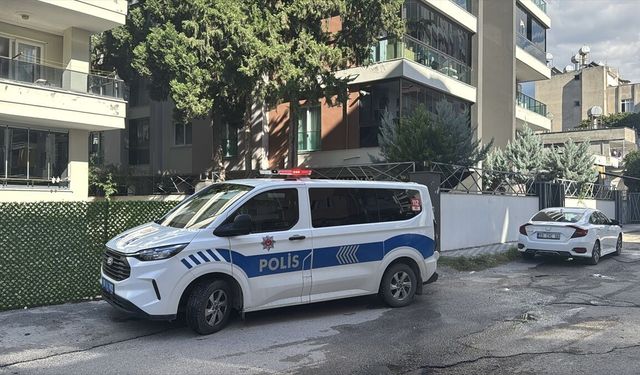 Osmaniye'de 4. kattaki pencereden düşen çocuk ağır yaralandı