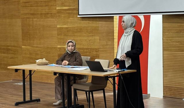 Osmaniye'de Yurt Kantinlerine Beslenme Eğitimi