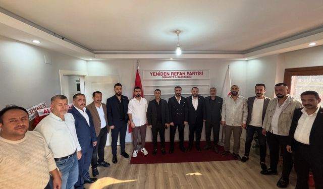 Yeniden Refah Partisi Osmaniye'de Ülger Ailesine Rozet