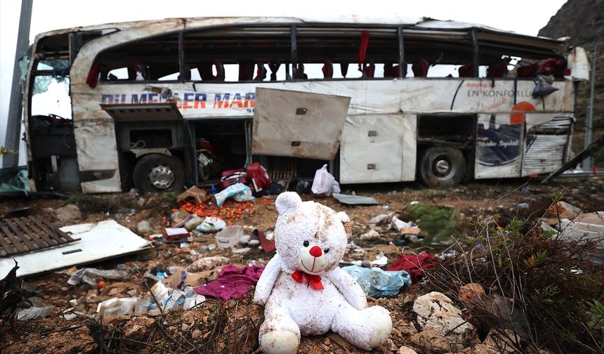 Mersin Aydıncık'taki Otobüs Kazası: 9 Ölü, 30 Yaralı - Olay Sonrası Açıklamalar