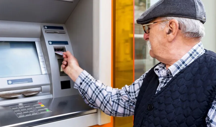 Bankalar ATM'lerde 20, 10 ve 5 TL'lik Banknotları Kabul Etmiyor!