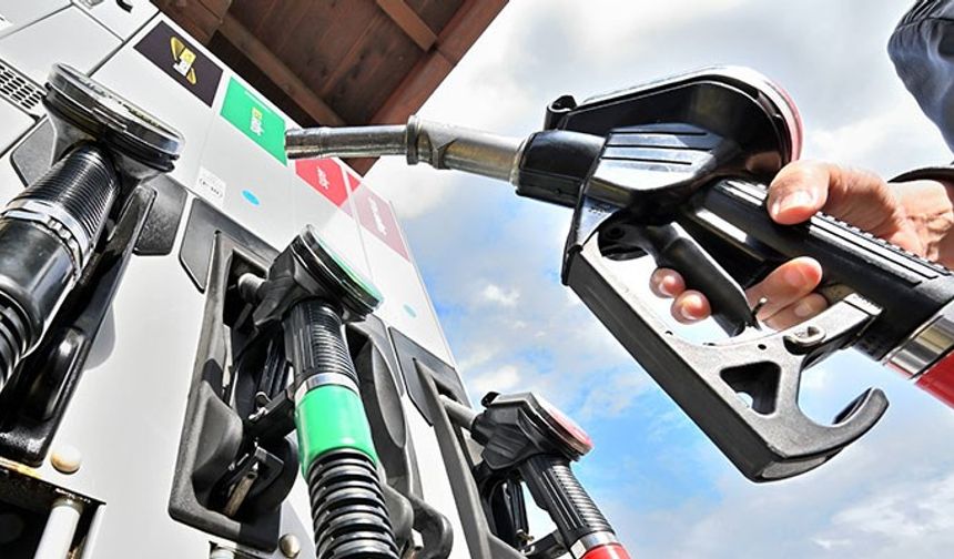 12 Ağustos 2025 Akaryakıt Fiyatları  Benzine ve Motorine İndirim Müjdesi