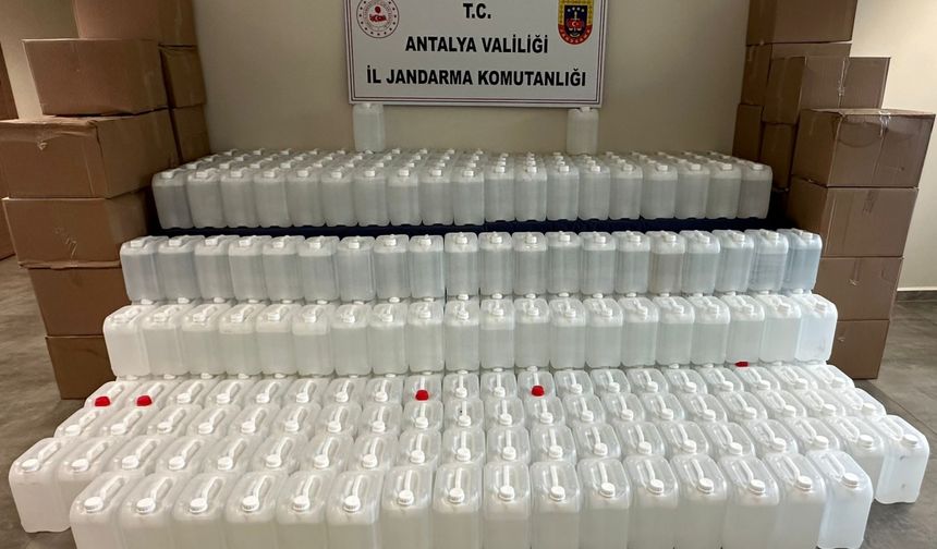 Antalya'da 3 ton etil alkol ele geçirildi