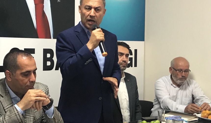 AK Parti MKYK Üyesi Mustafa Sever, Gülnar'da partililerle buluştu