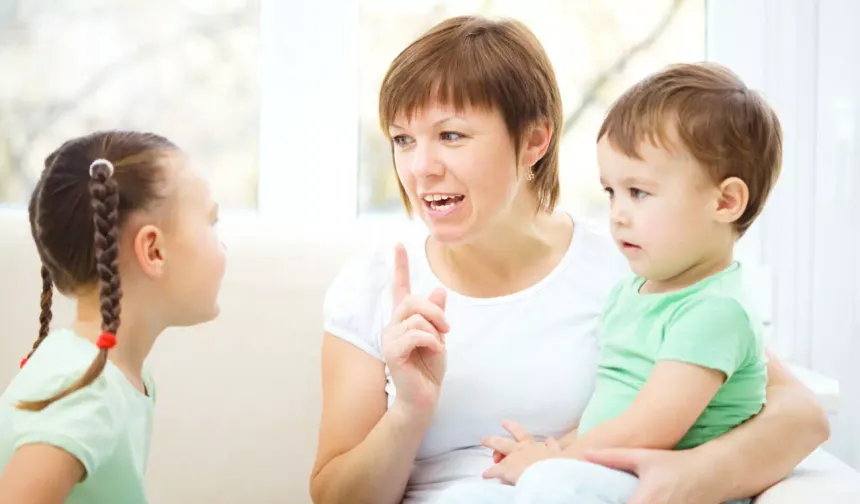 Annenin Görevi Sadece Çocuk Bakmak mı?" Toplumsal Tartışma Büyüyor