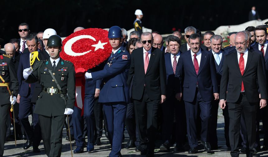 Diyanet İşleri Başkanı Ali Erbaş’ın Anıtkabir Geleneği Devam Ediyor