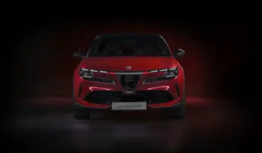 Alfa Romeo Junior, "Avrupa'da Yılın Otomobili" finalistleri arasına girdi