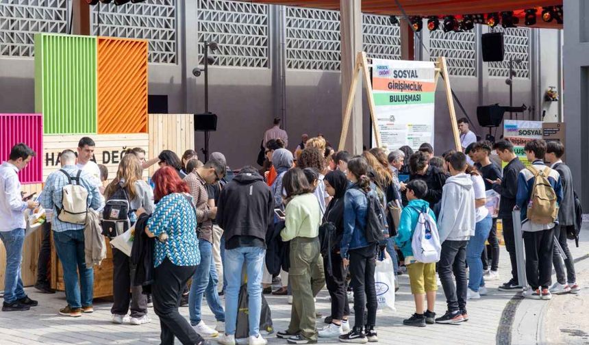 Hayata Değer Üniversite Buluşmaları Çanakkale'de Başladı