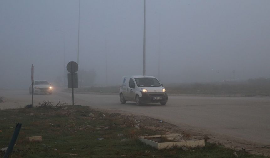 Hatay'da sis etkili oldu