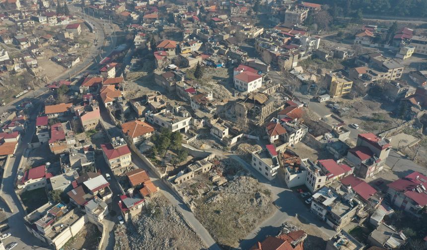 Depremin 3. Yılında siyasi liderler bölgeye gidiyor