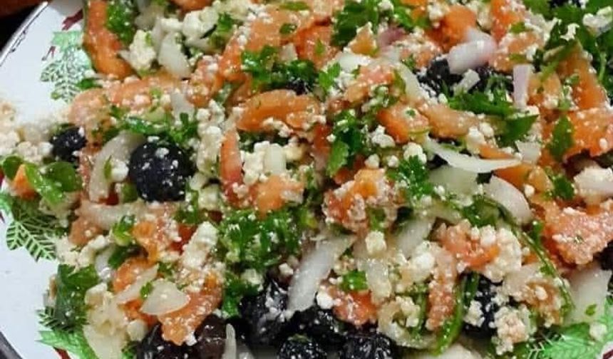 Ege'nin Meşhur Yaz Lezzeti Cingen Salatası (Cingen Pilavı)
