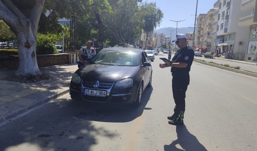 Bozyazı'da trafik uygulaması yapıldı
