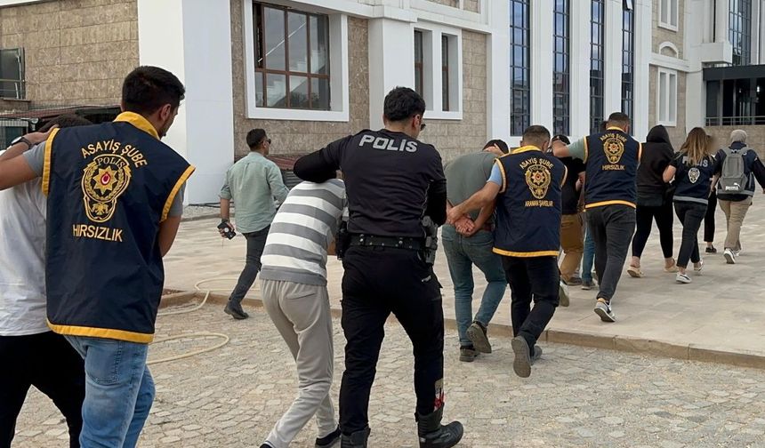Masaj Salonu Görünümlü Tuzak Deşifre Edildi