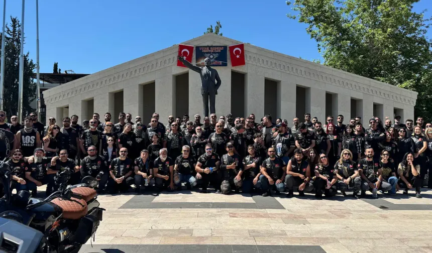 Osmaniye'de 90 Motosikletliyle Görsel Şölen: Yelek Töreni Yapıldı