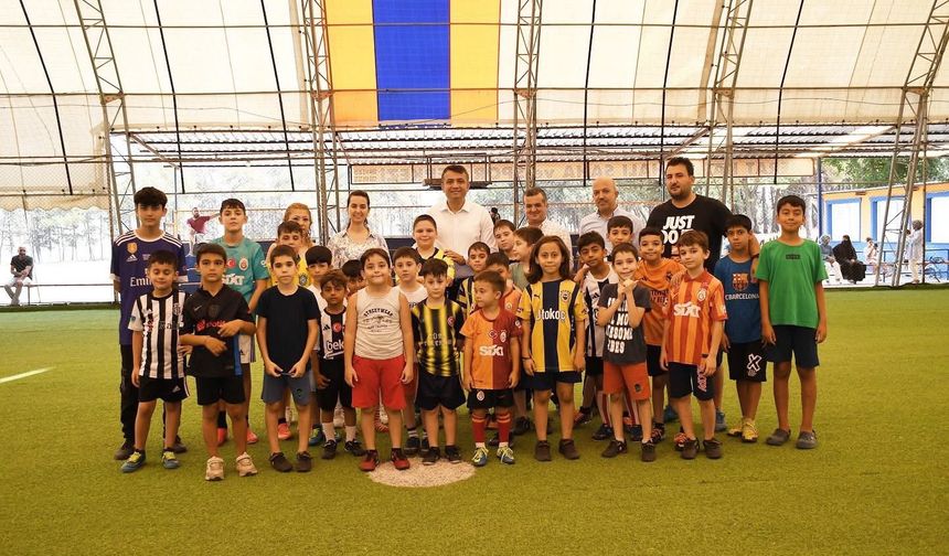 Dörtyol Kaymakamı Futbol Kursunda Öğrencilerle Buluştu