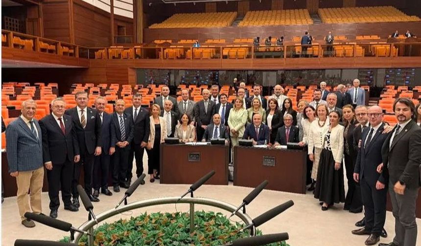 Meclis'te Mesai Düzenlemesi İçin İlk Adım Atıldı!