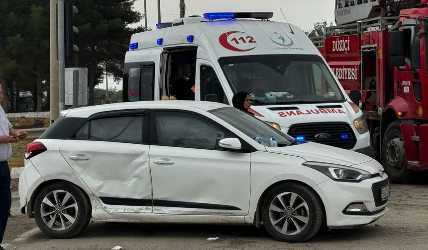 Yarbaşı Otoyol Girişinde Kaza 2 Yaralı