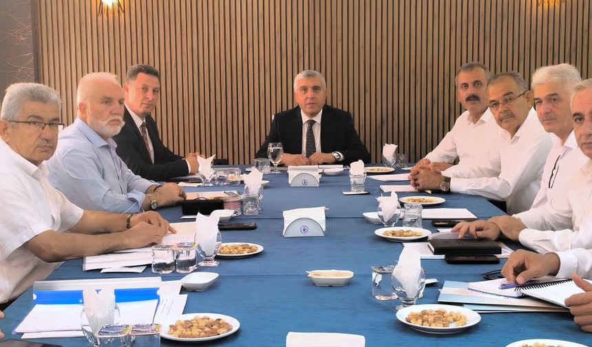 2025-2026 Eğitim Öğretim Yılı İlçe Milli Eğitim Müdürleri Toplantısı Gerçekleştirildi