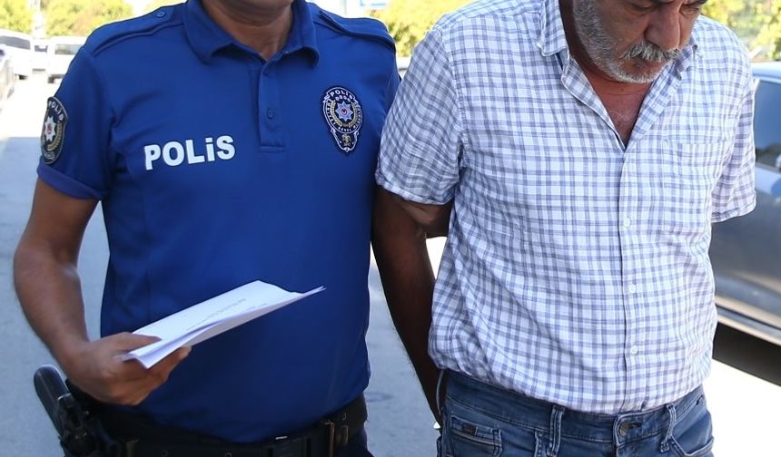 Adana'da motosikletlinin ölümüne neden olduğu öne sürülen taksi şoförü tutuklandı
