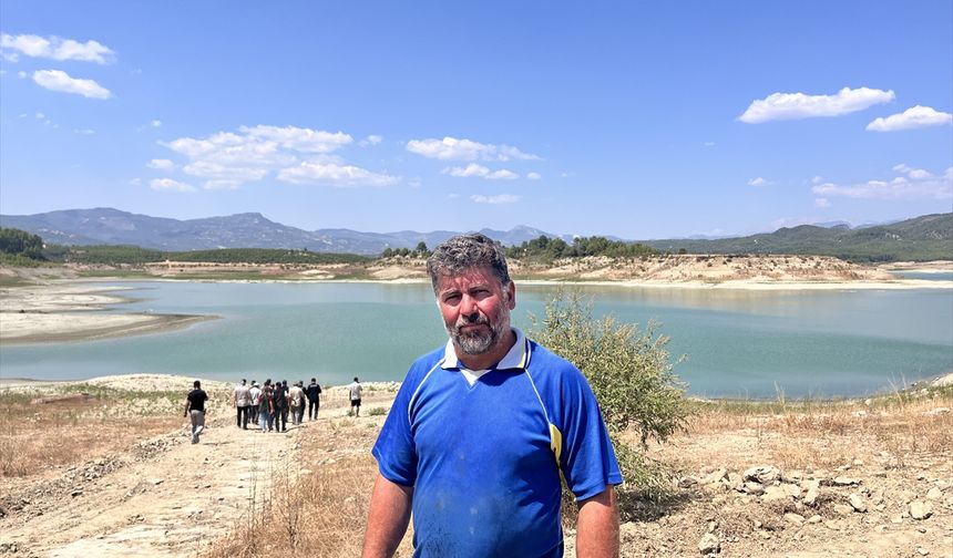 Burdur'da kaza kırıma uğrayan uçağın pilotlarını kurtaran çiftçi, o anları anlattı
