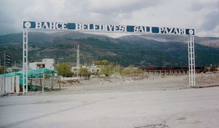 Nostaljik Karelerle Bahçe İlçemiz