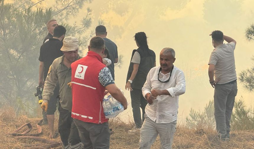 Osmaniye Kızılay'dan Yangın Ekiplerine Destek