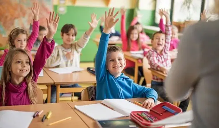 Ara Tatil Kaldırılıyor mu? Bakan Tekin’den Yeni Eğitim Takvimi