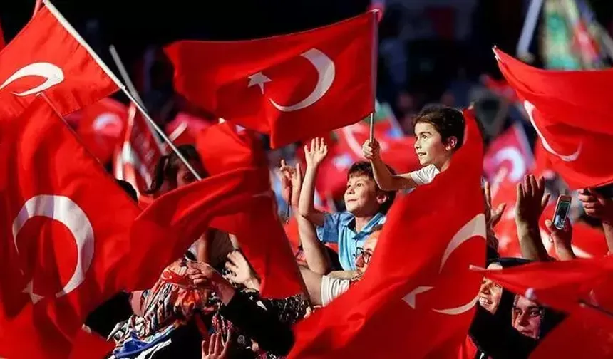 Türkiye Cumhuriyet’in 103. Yılını Nasıl Kutluyor?