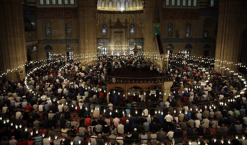 Düziçi’nde Ramazan Başlıyor: 2026 Sahur ve İftar Saatleri