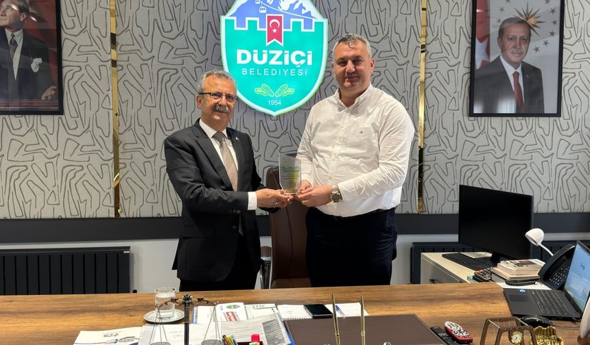 Abbas Yeşildemir’den Başkan İba’ya Teşekkür Plaketi