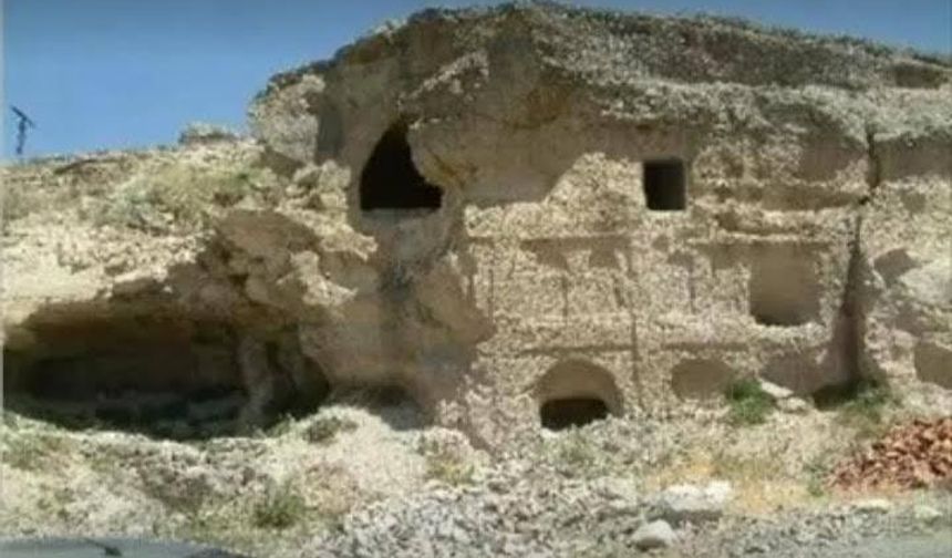 Çukurkuyu’nun Asırlık Su Sarnıçları Gün Yüzüne Çıkıyor