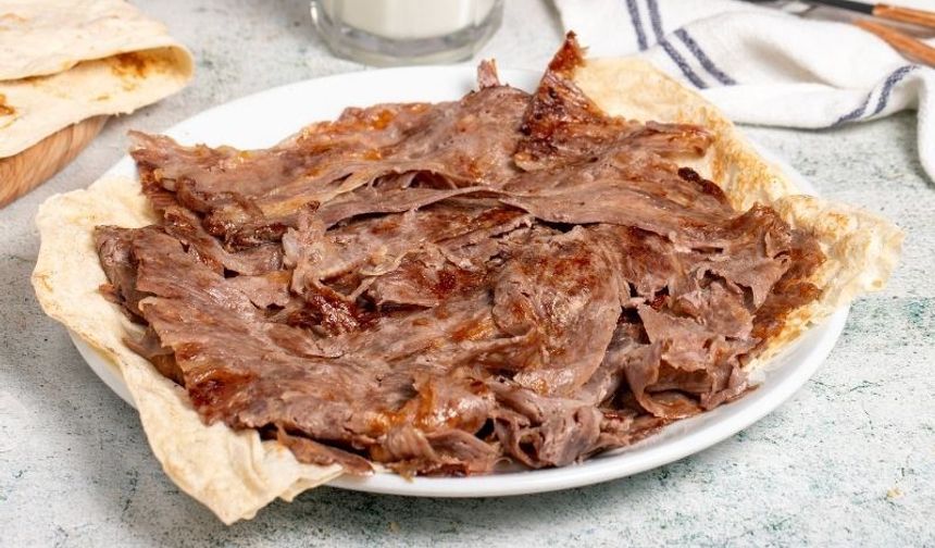 Osmaniyeliler için pratik ve lezzetli yaprak döner tarifi