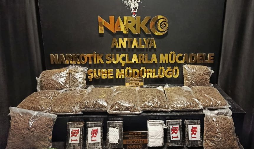 Antalya'da uyuşturucu operasyonunda yakalanan 4 zanlı tutuklandı