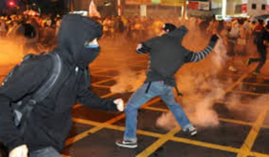 Şampiyonluk Sevincinde Gergin Anlar!