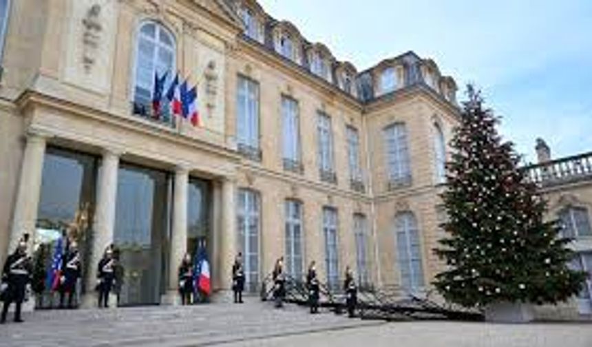 Elysee Sarayı’ndan Porselenler Kayboldu!