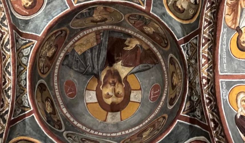 Karanlık Kilise’nin Bin Yıllık Freskleri Büyülüyor