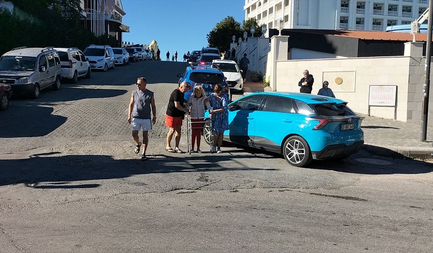 Manavgat'ta 5 yıldızlı otelde çıkan yangın söndürüldü