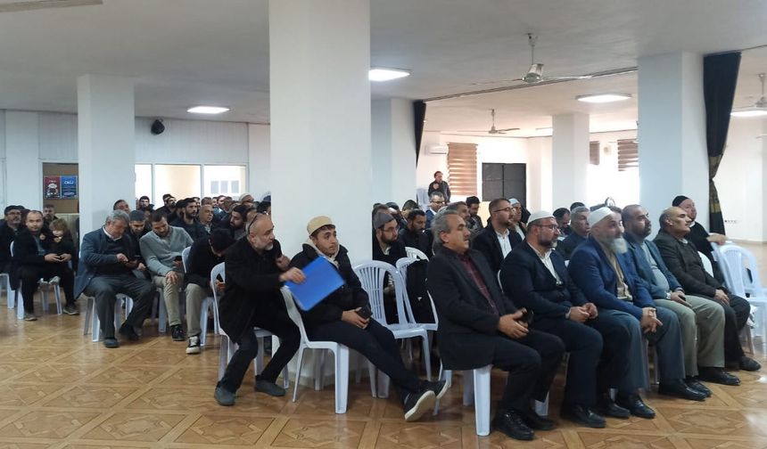 Mersin'de din görevlilerine bağımlılıkla mücadele eğitimi verildi