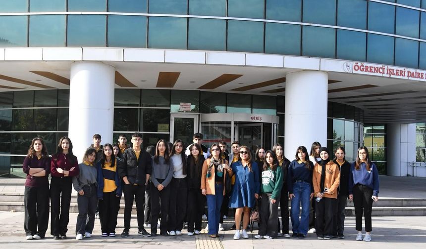 Oğuz Kağan Anadolu Lisesi Öğrencilerinden OKÜ’ye Gezi