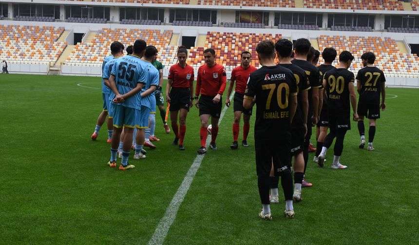 Yeni Malatyaspor yeterli oyuncuyla sahaya çıkmadığı için Isbaş Isparta 32 FK maçı iptal edildi