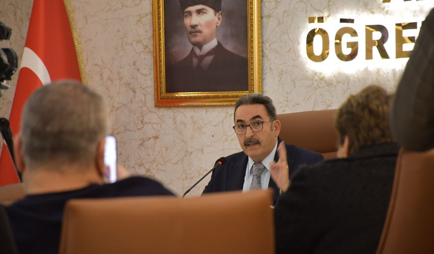 AK Parti Adana Milletvekili Doğru, gazetecilerle bir araya geldi