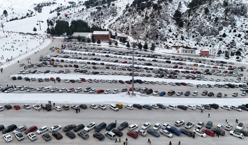 Isparta Davraz Kayak Merkezi tatilcilerle şenlendi