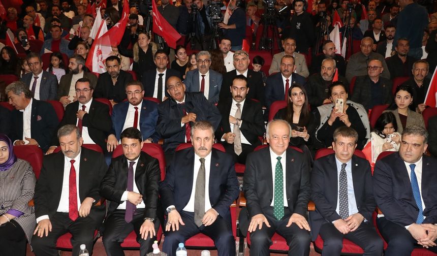 BBP Genel Başkanı Mustafa Destici, partisinin Adana İl Kongresi'nde konuştu: