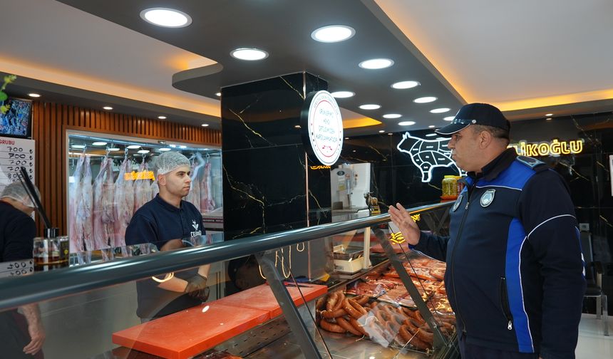 Erdemli ilçesinde zabıta ekipleri gıda ürünü satan işletmeleri denetledi