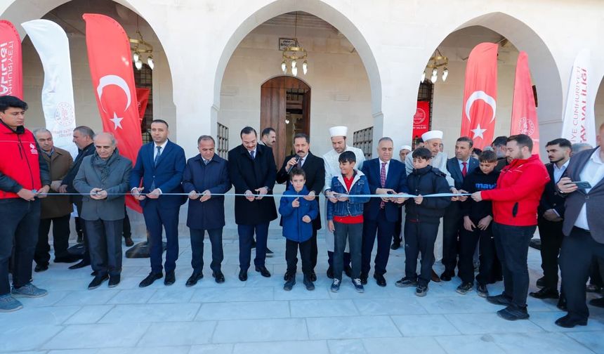 Hatay'da yeniden inşa edilen Fatikli Camisi ibadete açıldı