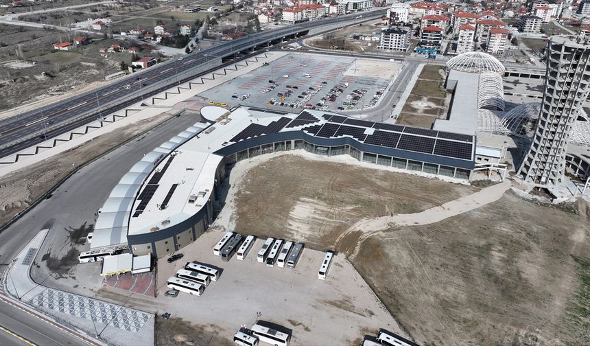 Isparta otogarının çatısı elektrik üretecek