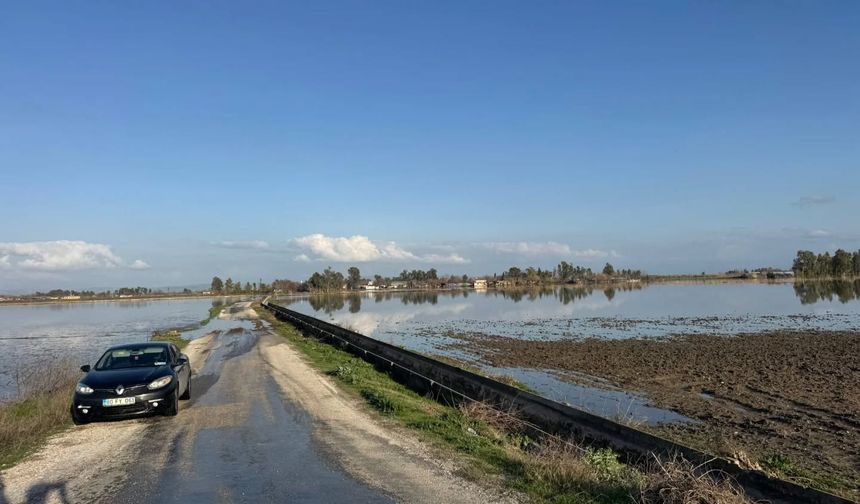 Kadirli’de Yoğun Yağış Tarım Arazilerini Vurdu