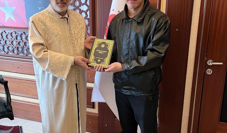 Öğrenci olarak geldiği Isparta'da Müslüman oldu