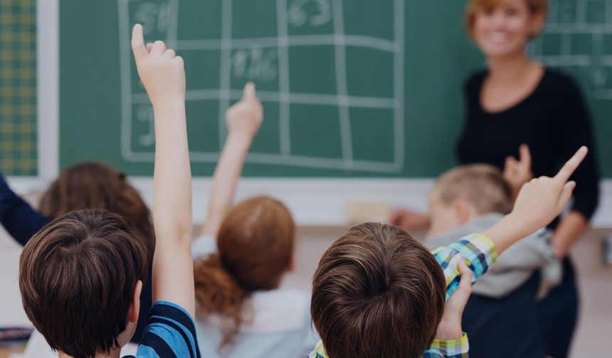 Yarın Okullar Yarım Gün mü? MEB’den 2 Şubat İçin Net Yanıt