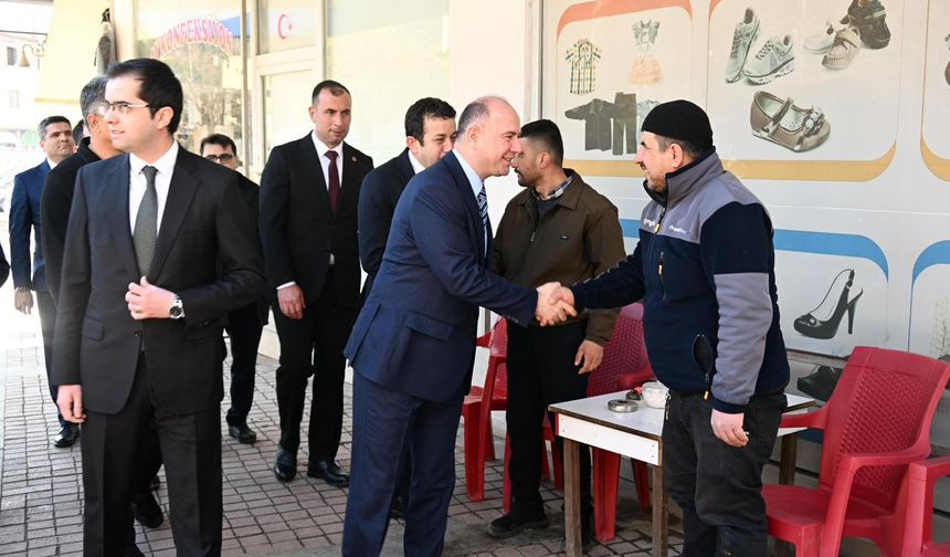 Osmaniye Valisi Serdengeçti  Esnafla Buluştu